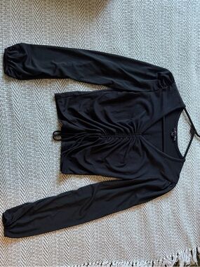 Black Long-Sleeve Ruched V-Neck Shirt